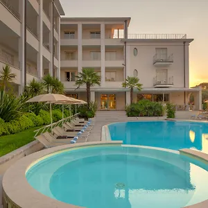 Nazionale Szálloda Desenzano del Garda