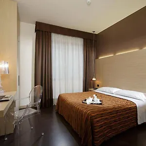Paris Szálloda Mestre